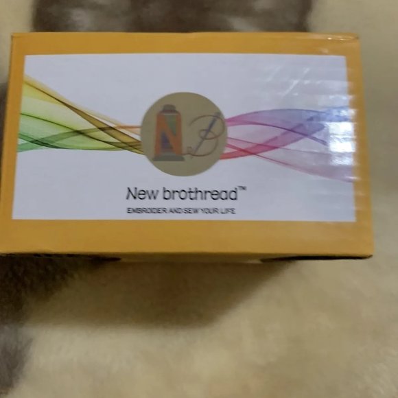 9 Shiny Colors Metallic Embroidery Machine Thread Kit 500M 550Y Each Spool fo... - Picture 5 of 7